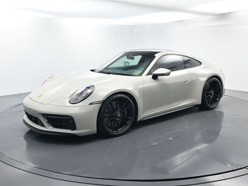 Used 2022 Porsche 911 Carrera GTS image 1