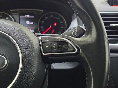 Used 2016 Audi Q3 2.0T Prestige w/ Prestige Package image 21