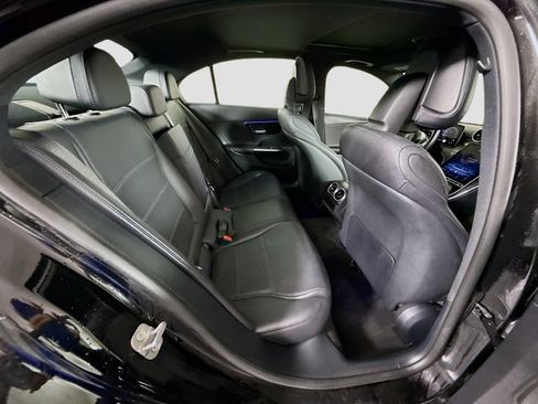Used 2025 Mercedes-Benz C 300 Sedan image 27