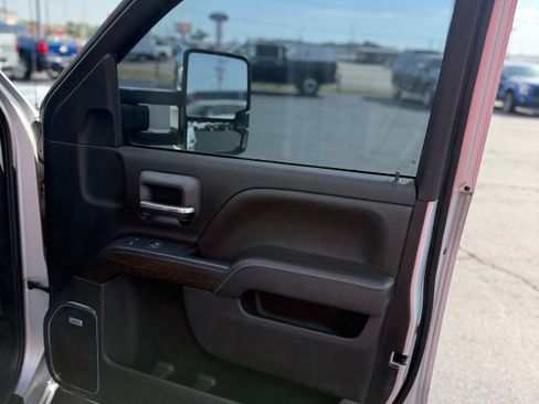 Used 2019 GMC Sierra 2500 Denali image 33