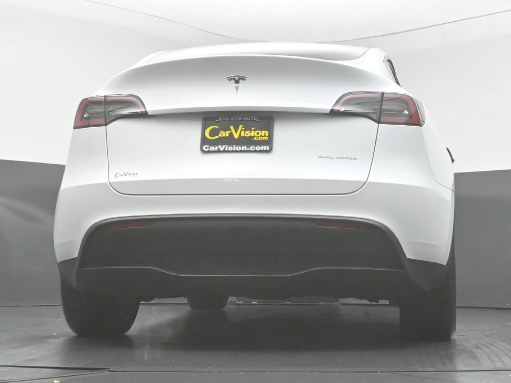 Used 2023 Tesla Model Y Long Range AWD/4WD image 40