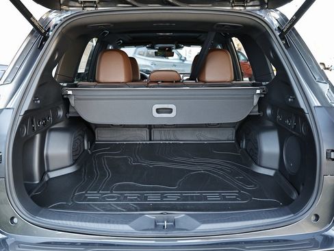 Used 2025 Subaru Forester Touring image 30