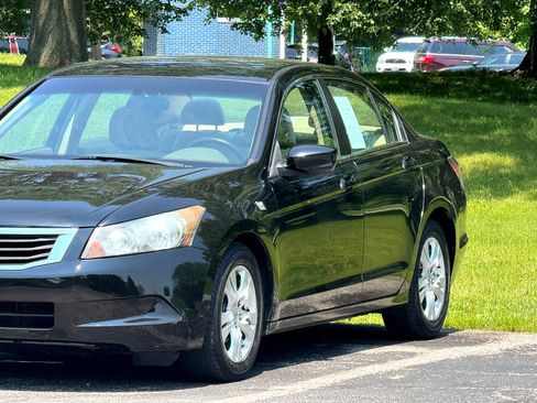 Used 2010 Honda Accord LX-P image 17