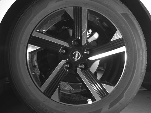 Used 2025 Nissan Sentra SV FWD image 14