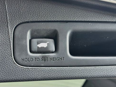 Used 2020 Honda CR-V EX-L image 29
