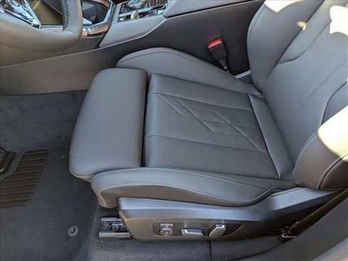 New 2026 BMW X3 xDrive30 w/ Premium Package image 4