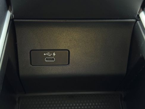 Used 2023 BMW X5 xDrive40i w/ M Sport Package AWD/4WD image 28