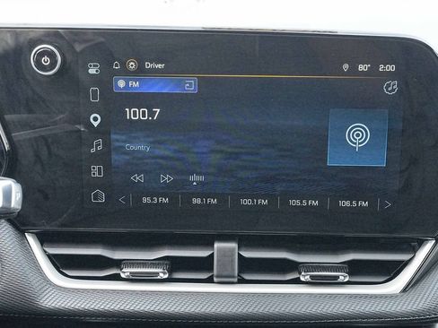 Used 2026 Chevrolet Equinox LT AWD/4WD image 31