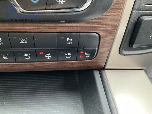 Used 2013 RAM 1500 Laramie w/ Convenience Group AWD/4WD image 27