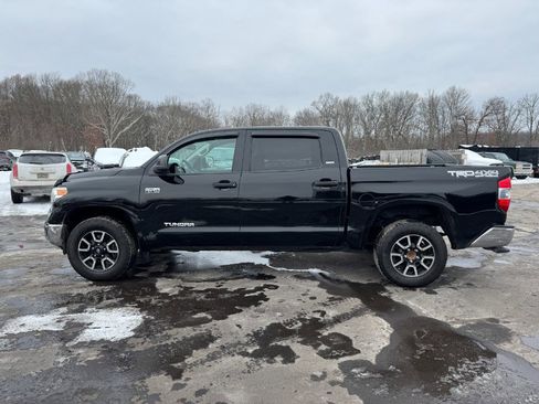 Used 2016 Toyota Tundra SR5 image 2
