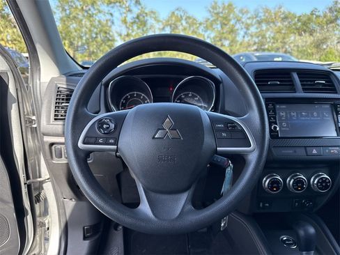 Used 2023 Mitsubishi Outlander Sport ES image 42