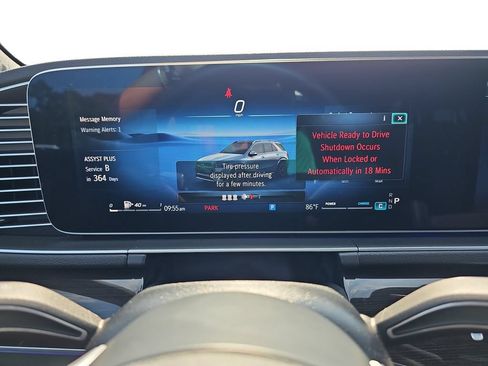 Used 2025 Mercedes-Benz GLE 350 4MATIC image 19