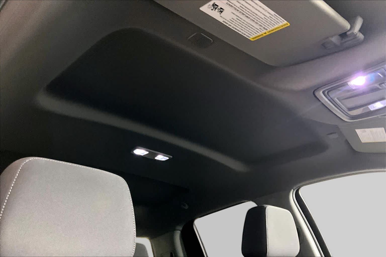 Used 2021 GMC Sierra 1500 Elevation RWD image 13