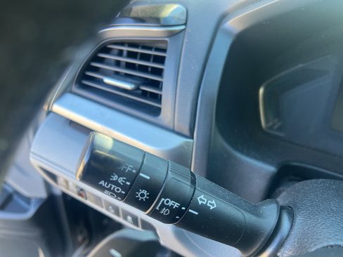 Used 2018 Honda Odyssey Elite image 23