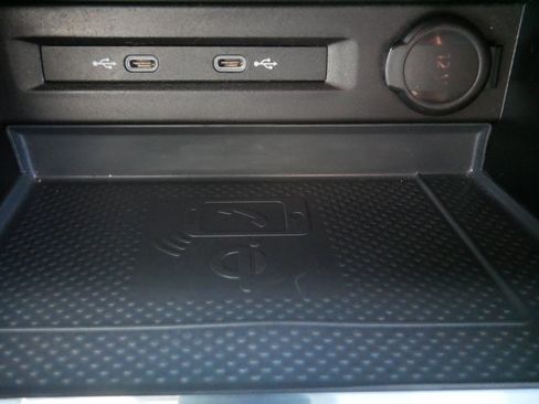 Used 2021 Volkswagen Tiguan SE R-Line AWD/4WD image 29