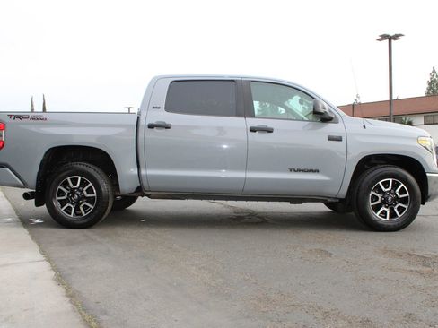 Used 2018 Toyota Tundra SR5 w/ TRD Off Road Package image 13