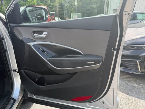 Used 2017 Hyundai Santa Fe Sport w/ 2.4L Tech Package 04 FWD image 18