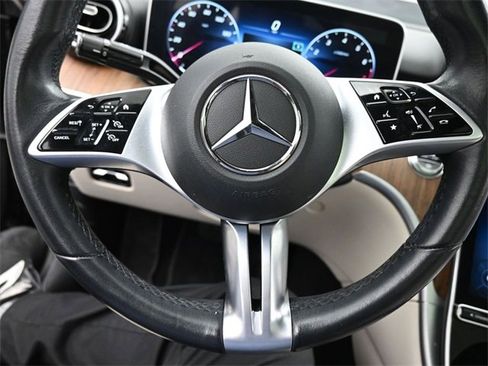 Used 2022 Mercedes-Benz C 300 Sedan image 28