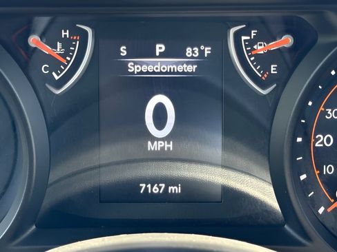 Used 2025 Jeep Wrangler Sport AWD/4WD image 14