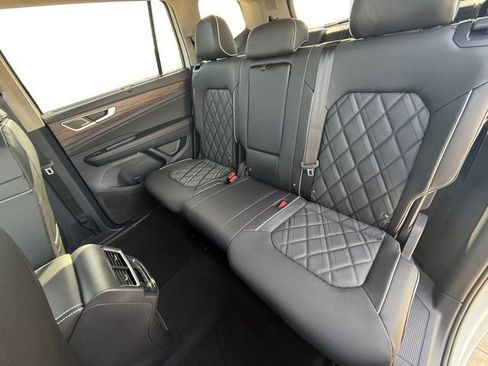 New 2025 Volkswagen Atlas SEL Premium R-Line image 13