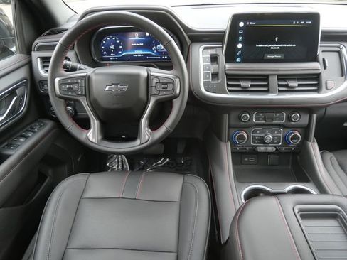 Used 2022 Chevrolet Suburban RST w/ Luxury Package AWD/4WD image 19