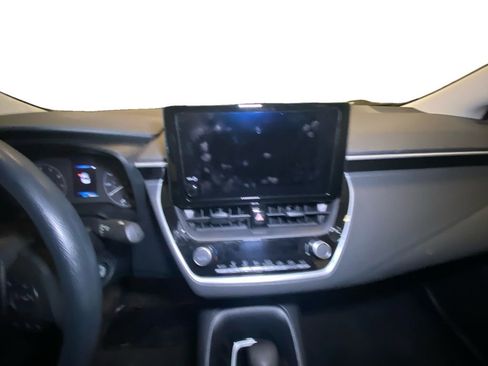 Used 2023 Toyota Corolla LE image 10