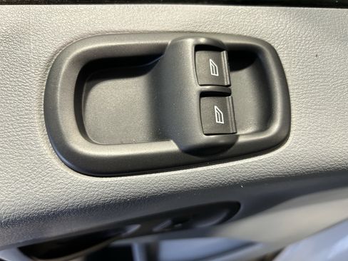 Used 2016 Ford Transit 150 XLT image 13