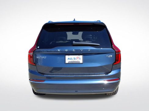 New 2026 Volvo XC90 T8 Plus w/ Protection Package Premier AWD/4WD image 6