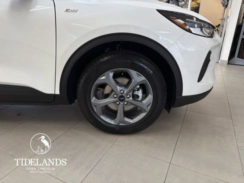 New 2026 Ford Escape ST-Line w/ Tech Pack #1 FWD image 31