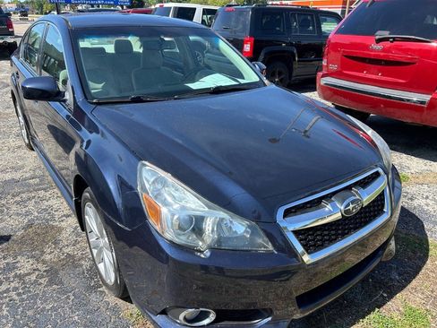 Used 2013 Subaru Legacy 2.5i Premium w/ All-Weather Pkg AWD/4WD image 2
