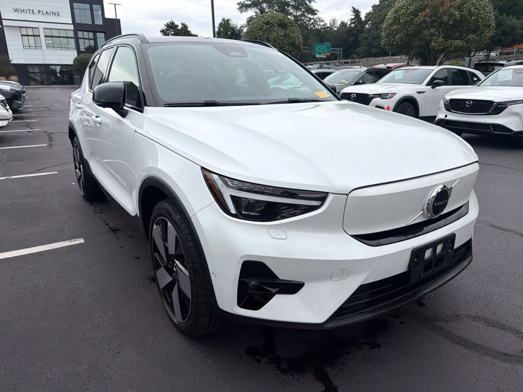 Used 2023 Volvo XC40 Recharge Ultimate AWD/4WD image 6