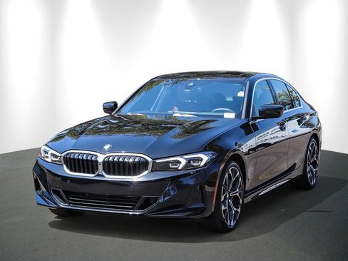 Used 2025 BMW 330i Sedan RWD image 3