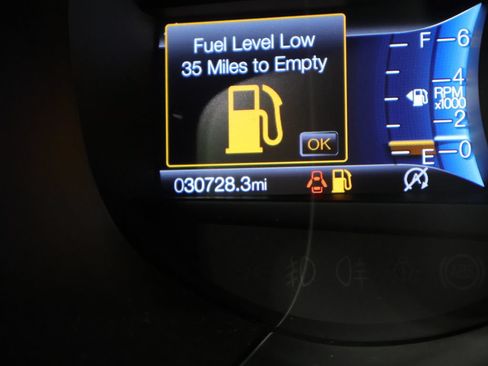 Used 2023 Ford Edge SE w/ Black Appearance Package AWD/4WD image 37