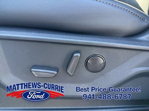 New 2026 Ford F250 Lariat w/ Black Appearance Package AWD/4WD image 11
