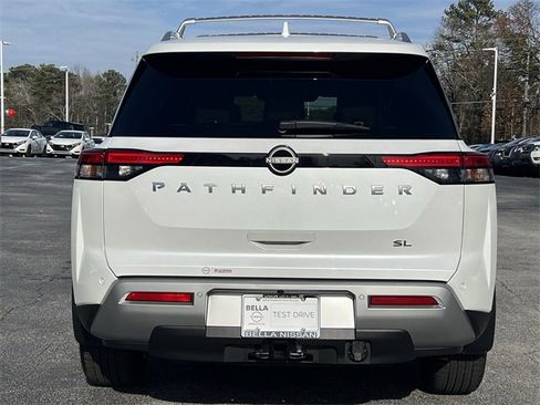 Certified 2025 Nissan Pathfinder SL w/ SL Premium Package image 26