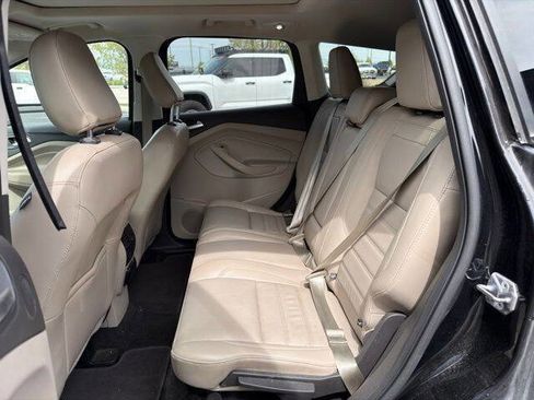 Used 2018 Ford Escape Titanium w/ Ford Safe & Smart Package AWD/4WD image 10