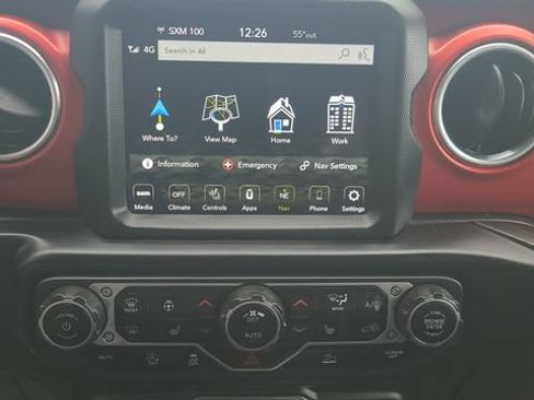 Used 2021 Jeep Wrangler Unlimited Rubicon w/ Dual Top Group AWD/4WD image 18