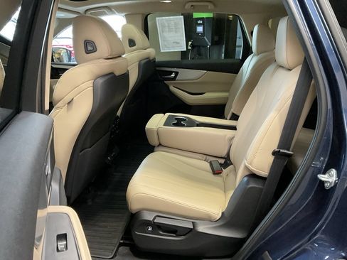 Certified 2025 Acura MDX SH-AWD image 25