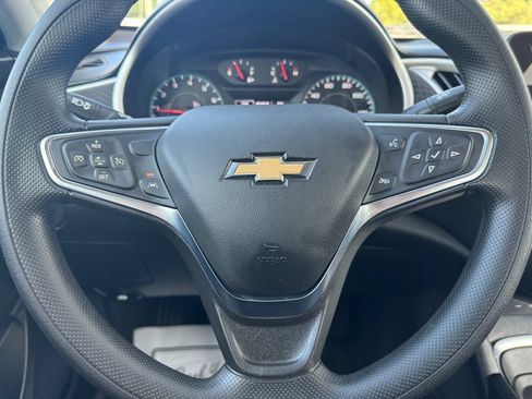 Used 2024 Chevrolet Malibu LT FWD image 21
