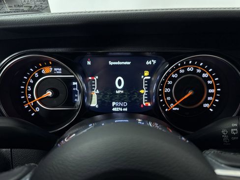 Used 2021 Jeep Wrangler Unlimited Sahara image 13