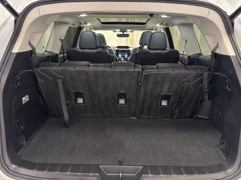 Certified 2022 Subaru Ascent Limited w/ Technology Package image 42