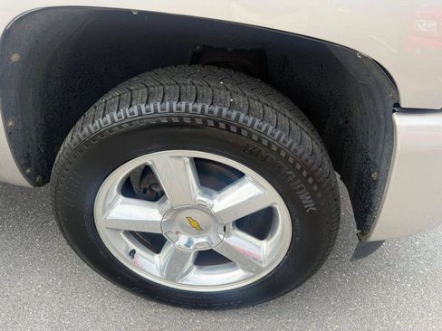 Used 2009 Chevrolet Silverado 1500 LT w/ All Star Package RWD image 33