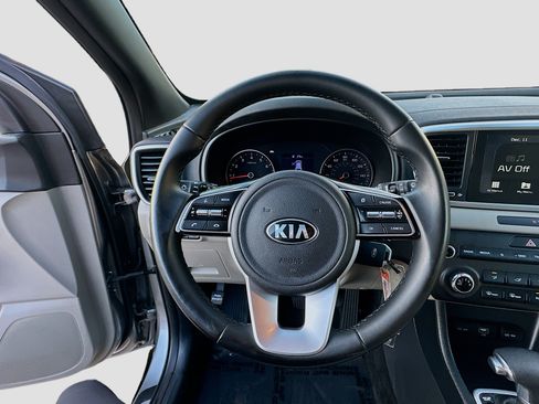 Used 2021 Kia Sportage S FWD image 12