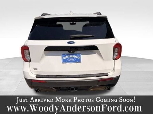 Used 2023 Ford Explorer ST-Line w/ Class IV Trailer Tow Package RWD image 5