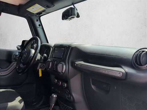 Used 2018 Jeep Wrangler Unlimited Sport S AWD/4WD image 23