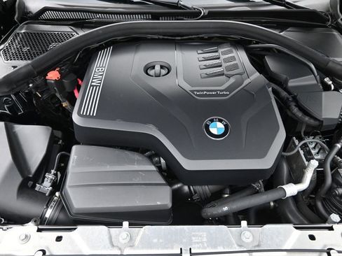 Used 2020 BMW 330i Sedan w/ M Sport Package RWD image 18