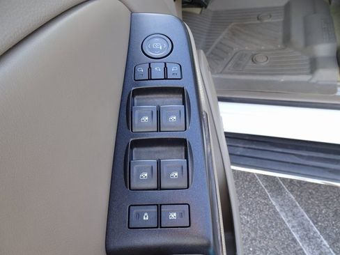 Used 2016 GMC Yukon SLT w/ Open Road Package image 13