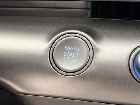 New 2026 Hyundai Kona SE image 24