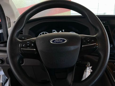 Used 2020 Ford Transit 150 XL RWD image 21