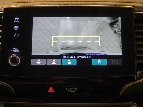 Used 2022 Honda Pilot Elite image 37